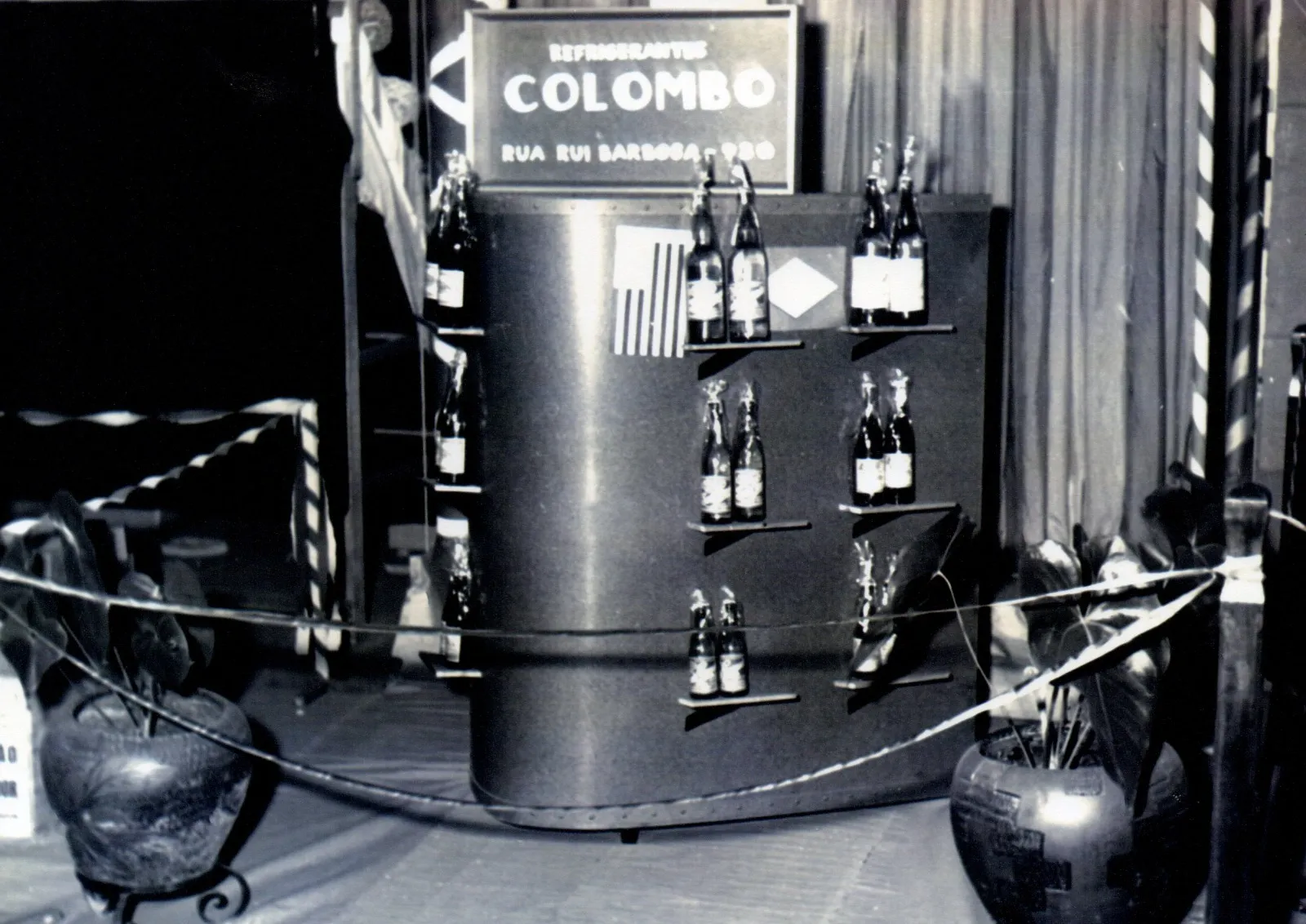 Linha de produção da Cervejaria Colombo